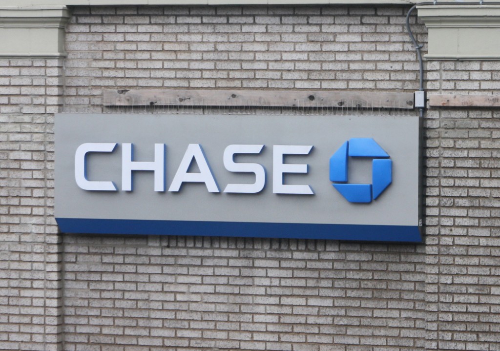 Chase Offers Free Premier Checking Account Upgrade For
