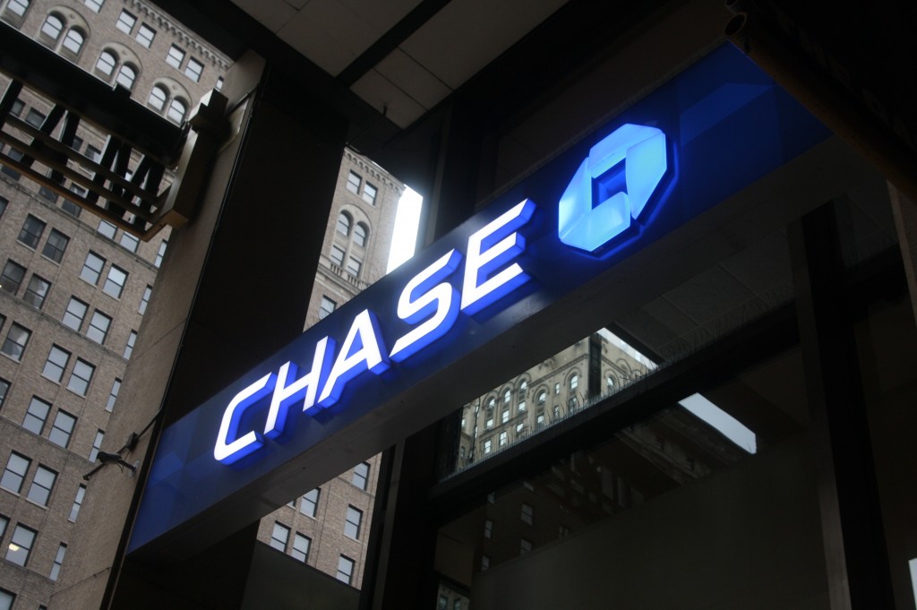 Chase Extends Military Banking Perks to U.S. Veterans | MyBankTracker