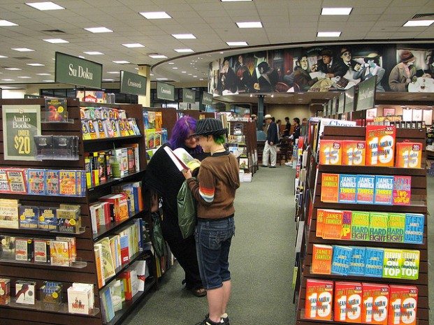 Barnes & Noble store shopper