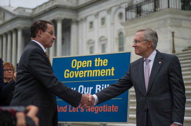 Senate Democrats / Flickr | https://www.flickr.com/photos/32619231@N02/10173592143/in/photolist-gv1jv6-gv1oLR-gv17Ah-gv15Yu-gv16PC-guZGme-gv1meX-guZHie-guZf2Q-guZbTf-guZxHn-guZZ9y-gv1eVK-guZvqg-gv1i7V-guZ1Z7-guZ3c7-guZ1ry-guZQBo-gv1gsn-guZS3E-guZXt9-guZx4X-guZSJj-gnvMHW-gnvK2U-gnvtCL-gnvpJU-gnw7r4-gnvFvK-gnw3AZ-gnvGy6-gnw63n-gnvKSb-gnvJ6V-gm3wtz-gm2Mr3-gm3viD-gm2YBv-gm3xa4-fAdhyK-fAdkE6-fAdkba-f2GUNt-exVfgm-ew2AvP-evYrQp-evYrT2-edn8dx-edsLSj-ebj2WJ