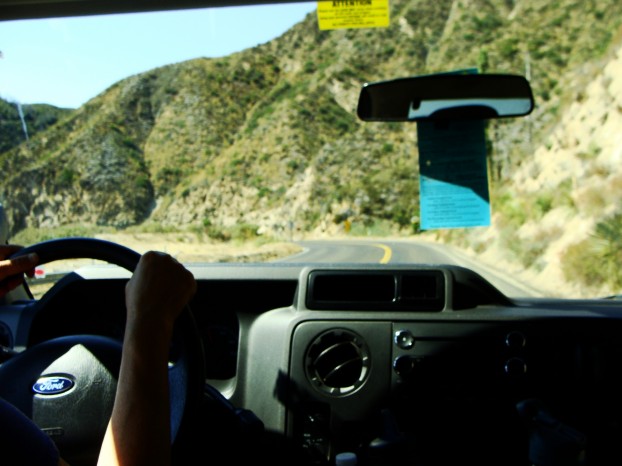 Flickr | https://www.flickr.com/photos/katierosengrant/9630215915/sizes/l/ road-trip-car