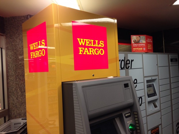 can i make cash deposits at wells fargo atm