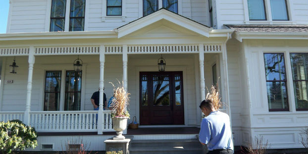 when to buy a house image