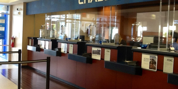 5 Bank Teller Mistakes You Won't Believe Actually Happened 