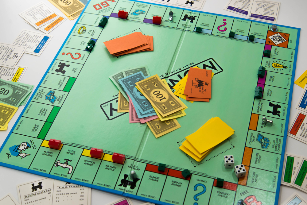 games similar to monopoly online