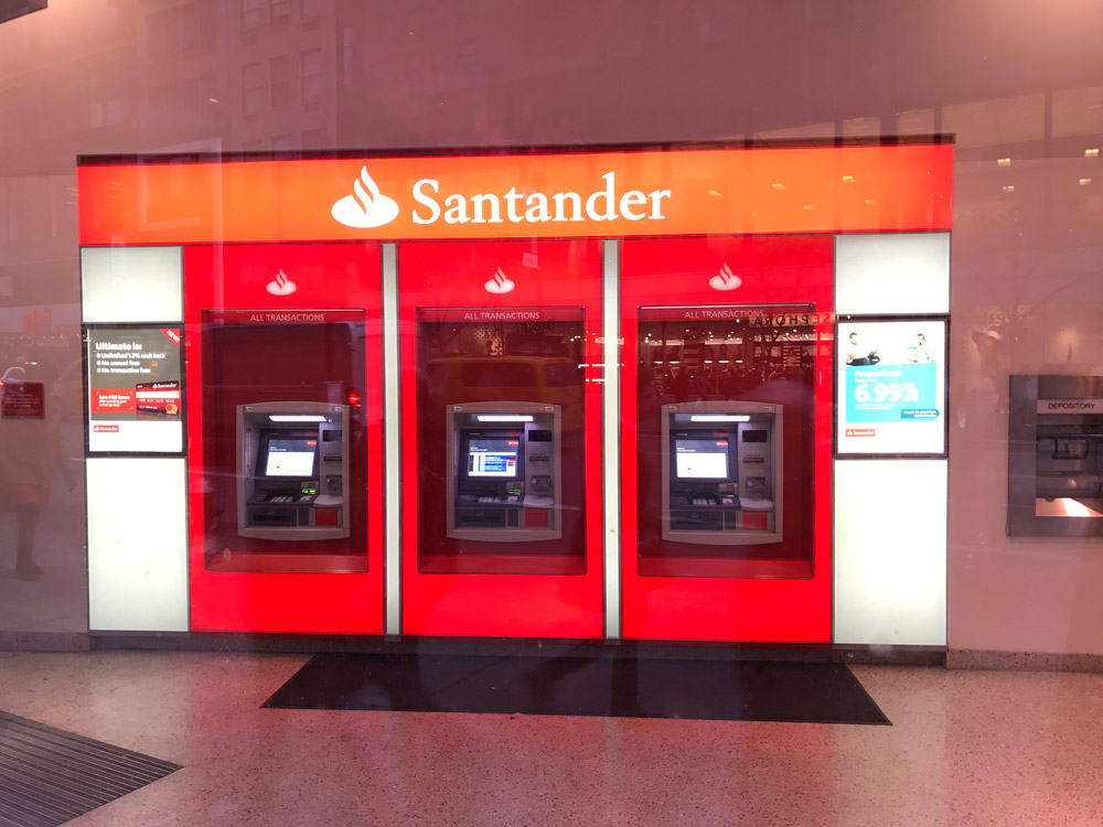 Santander Bank Review 2023