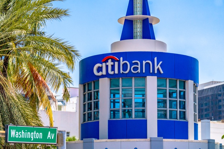 Best Checking Accounts in Florida of 2022 | MyBankTracker