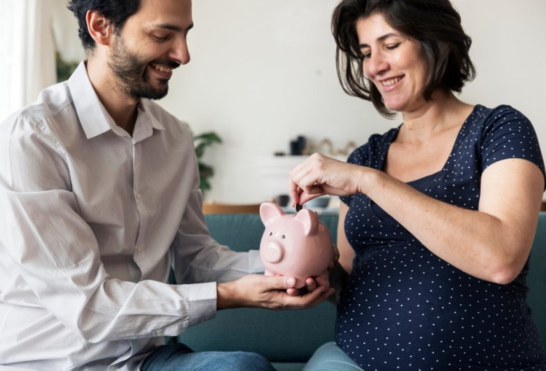 how-to-prepare-financially-and-save-for-maternity-leave-mybanktracker